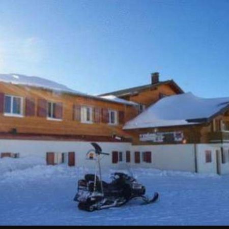 Refuge Le Chaudron Restaurants Lounge & Bar Hotel Champery Exterior photo